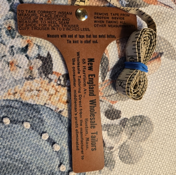 Lot of vintage sewing crafting quilting supplies. - Picture 7 of 16